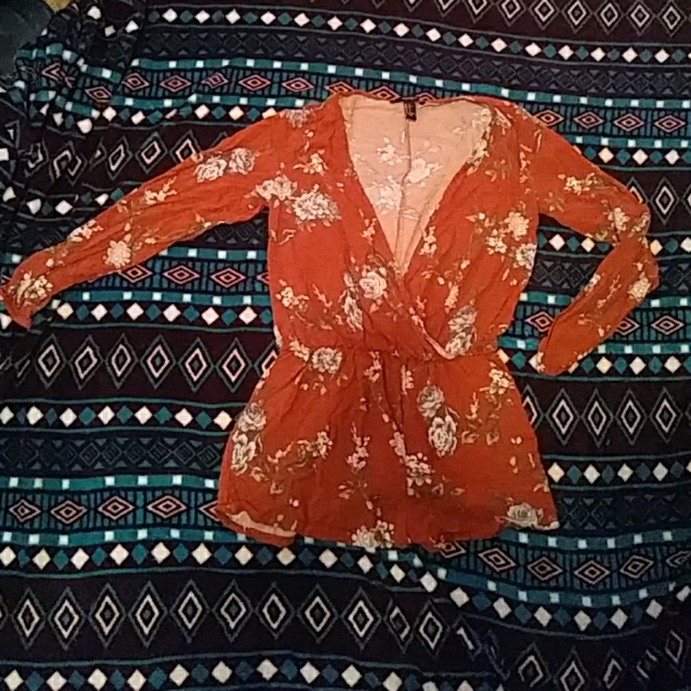 Long sleeve romper